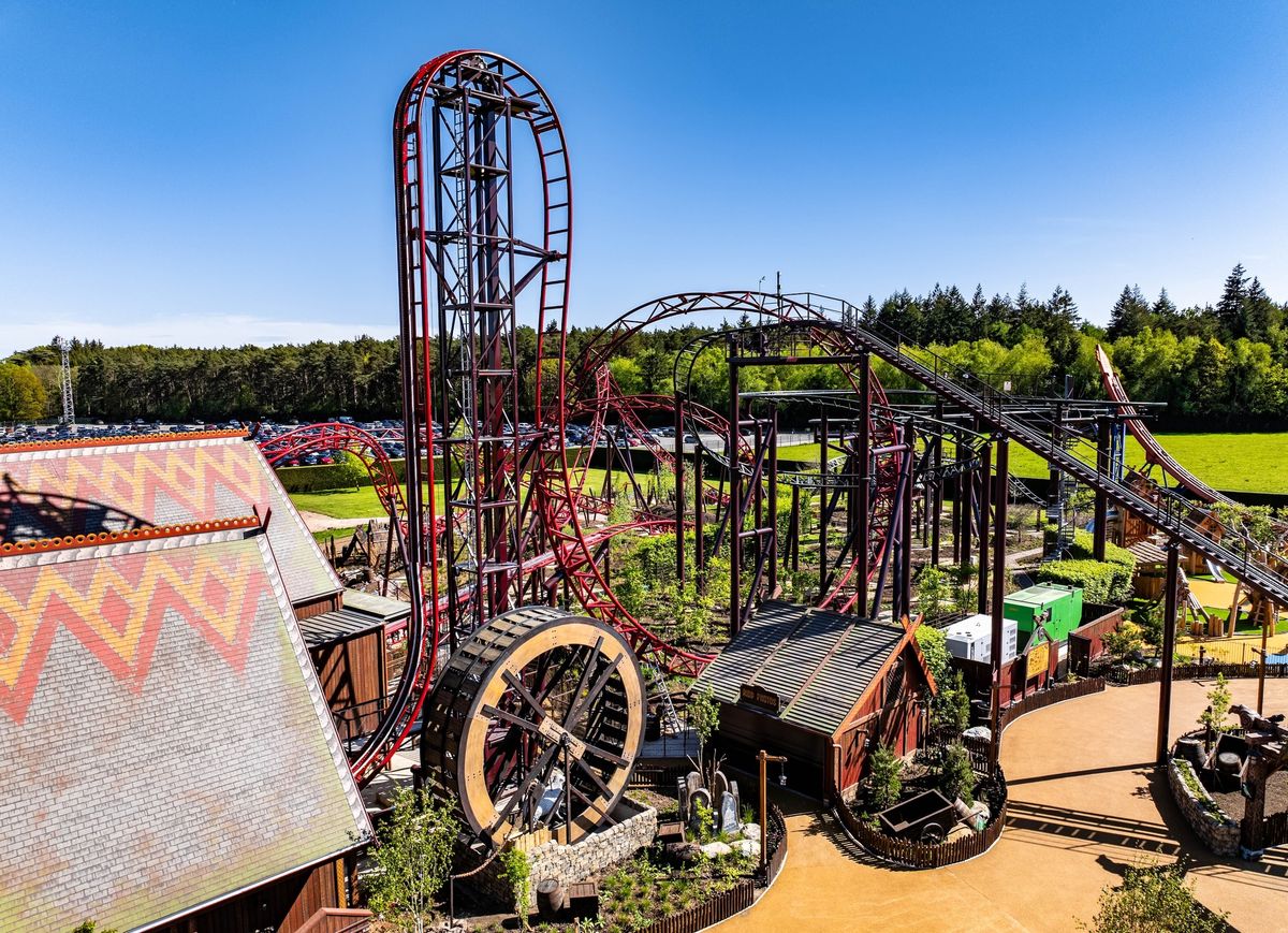 Drakon roller coaster in Valgard at Paultons Park